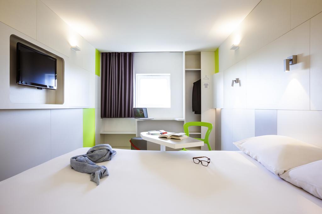 Ibis Styles Paris Saint Ouen Hotel Eksteriør billede