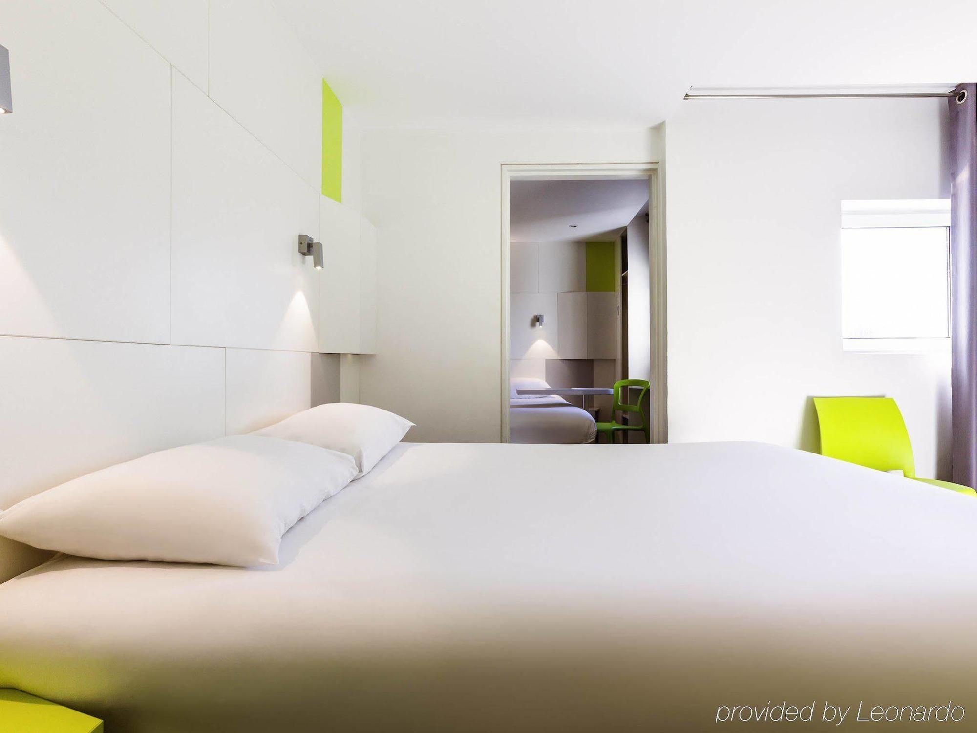 Ibis Styles Paris Saint Ouen Hotel Eksteriør billede